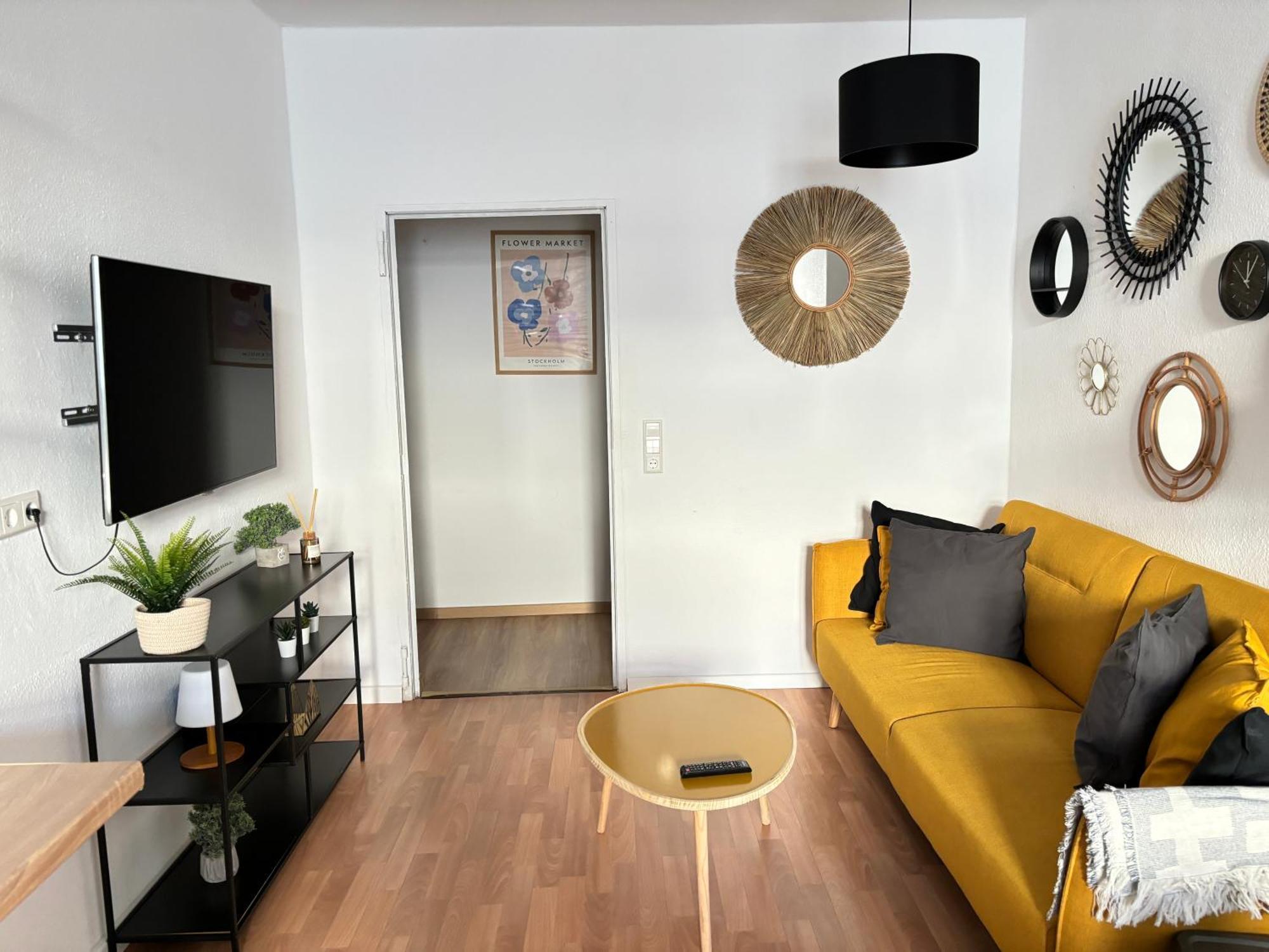 150qm - 5 - Free Parking - Mallibase Apartment