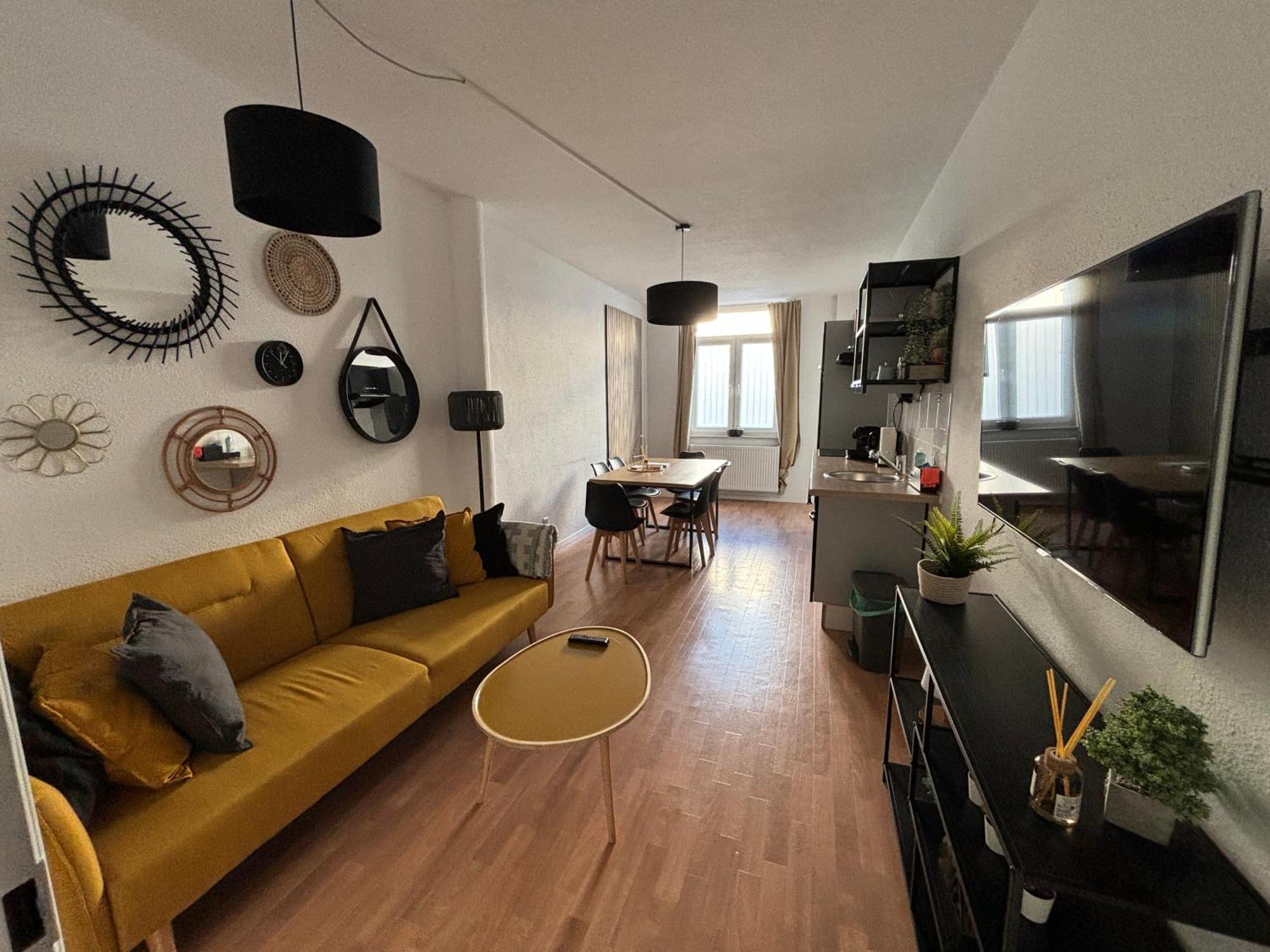 150qm - 5 - Free Parking - Mallibase Apartment